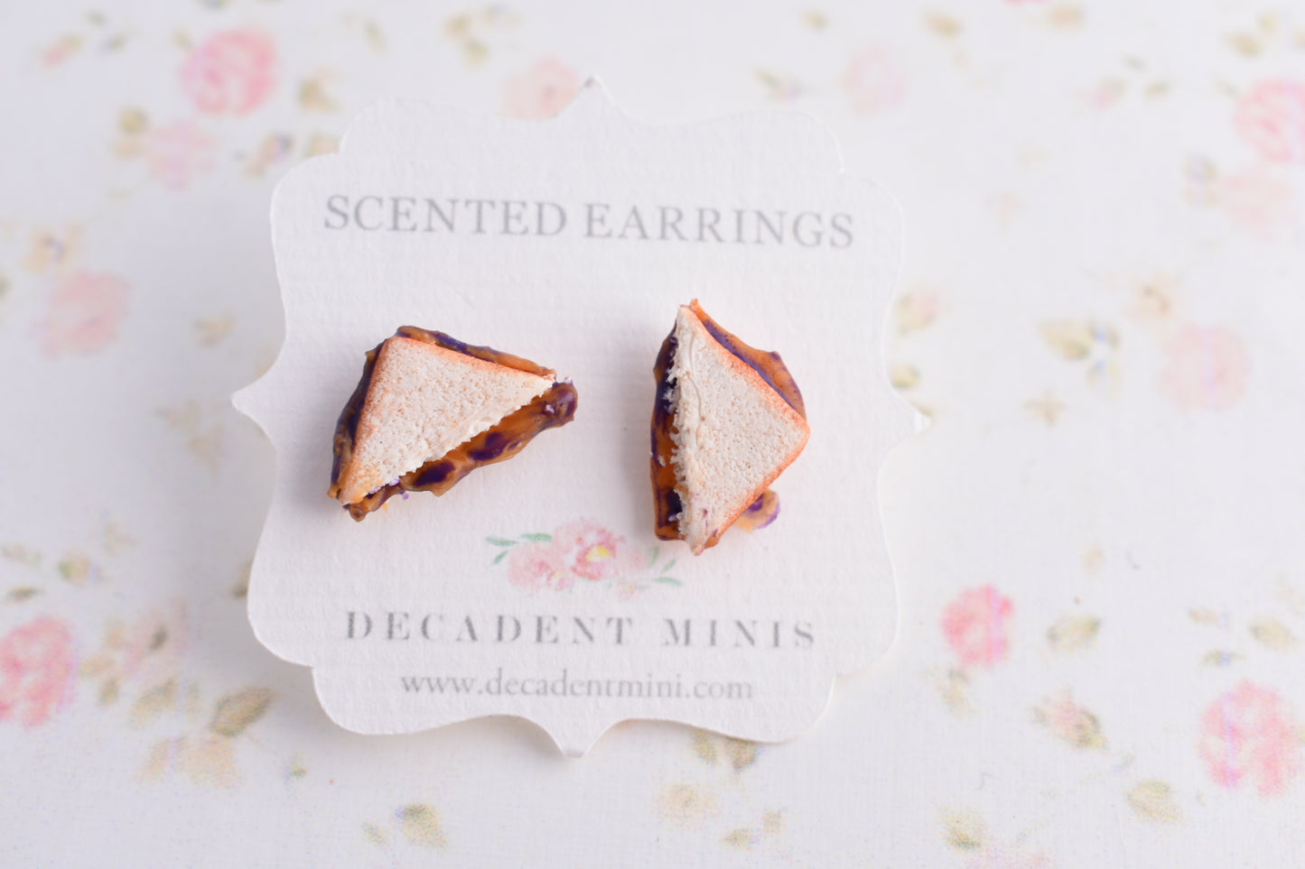 Scented Peanut Butter And Jelly Sandwich Earring - Decadent Minis