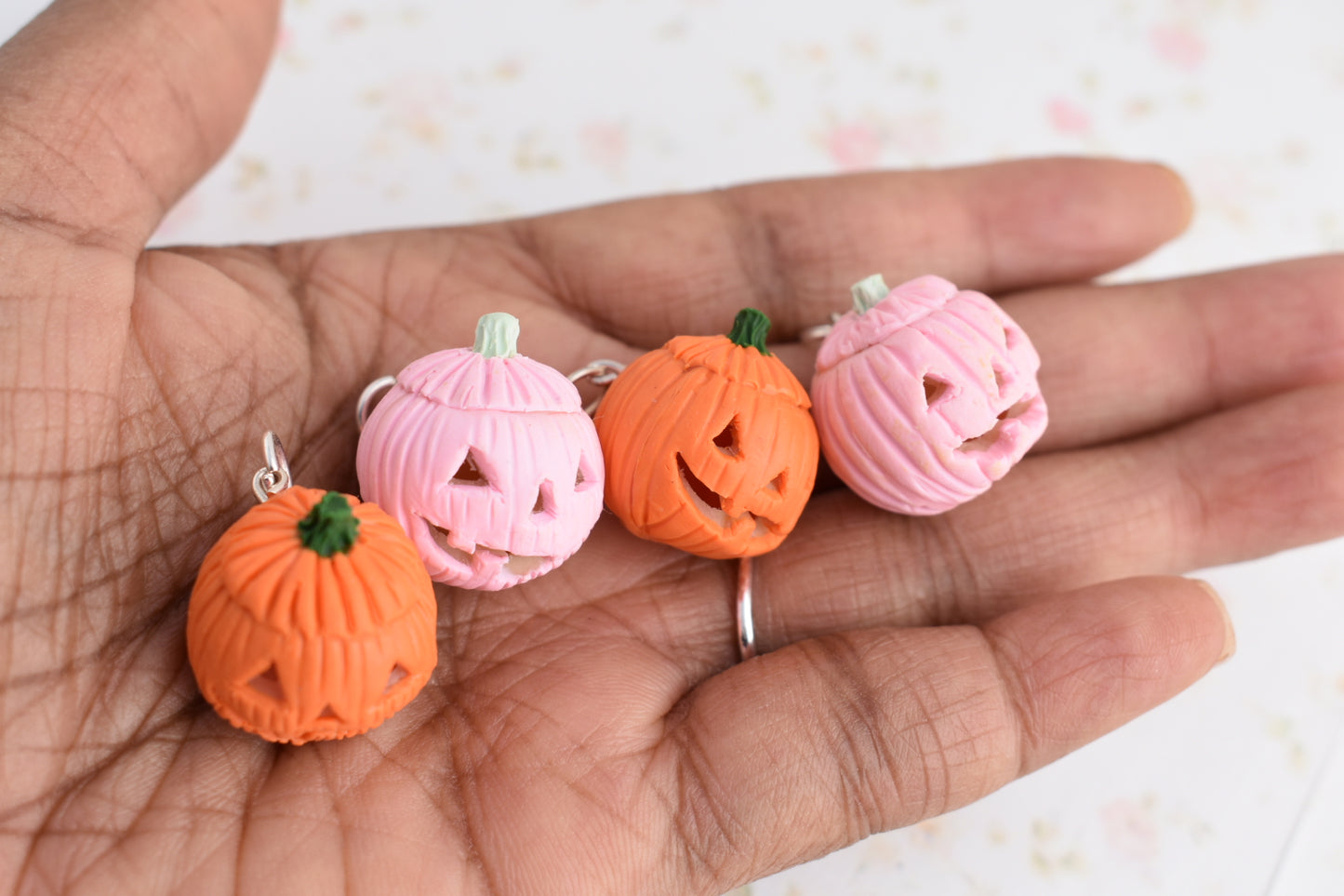 Scented Glow In The Dark Jack O' Lantern Necklace-PINK - Decadent Minis