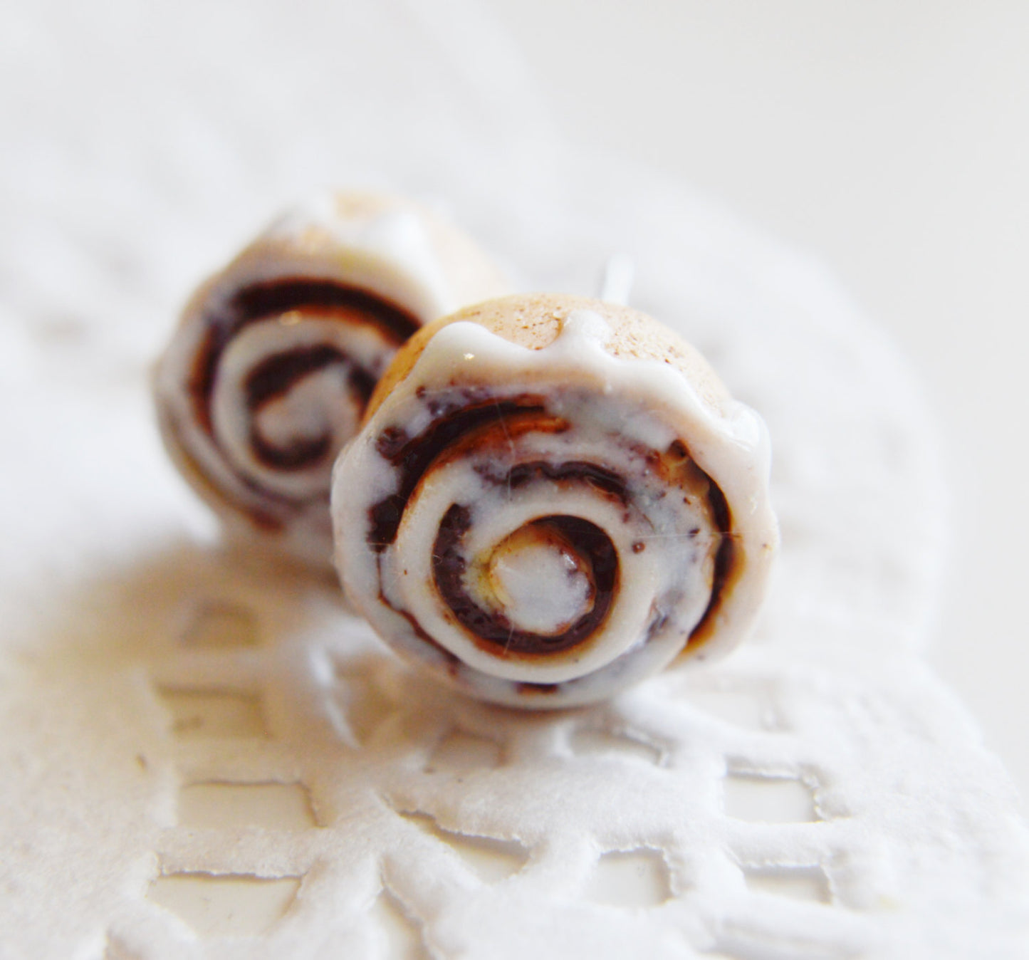 Scented Cinnamon Roll Stud Earrings - Decadent Minis