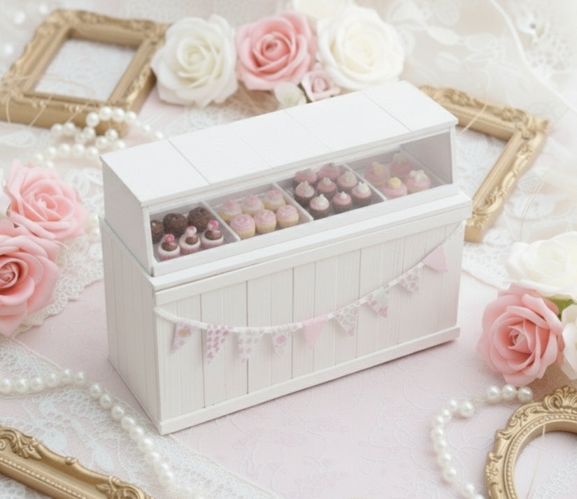 1:12 Deluxe Shabby Chic Bakery Counter With Scented Bakery Treats LAST ONE