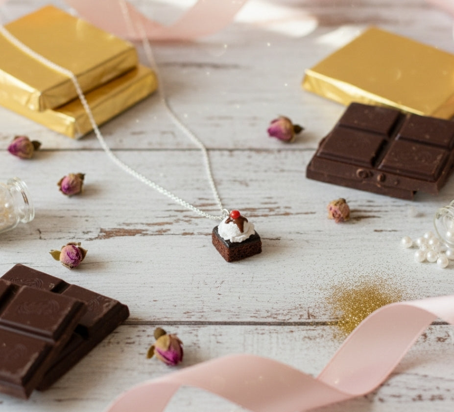 Scented Hot Fudge Brownie Sundae Necklace (wholesale) - Decadent Minis