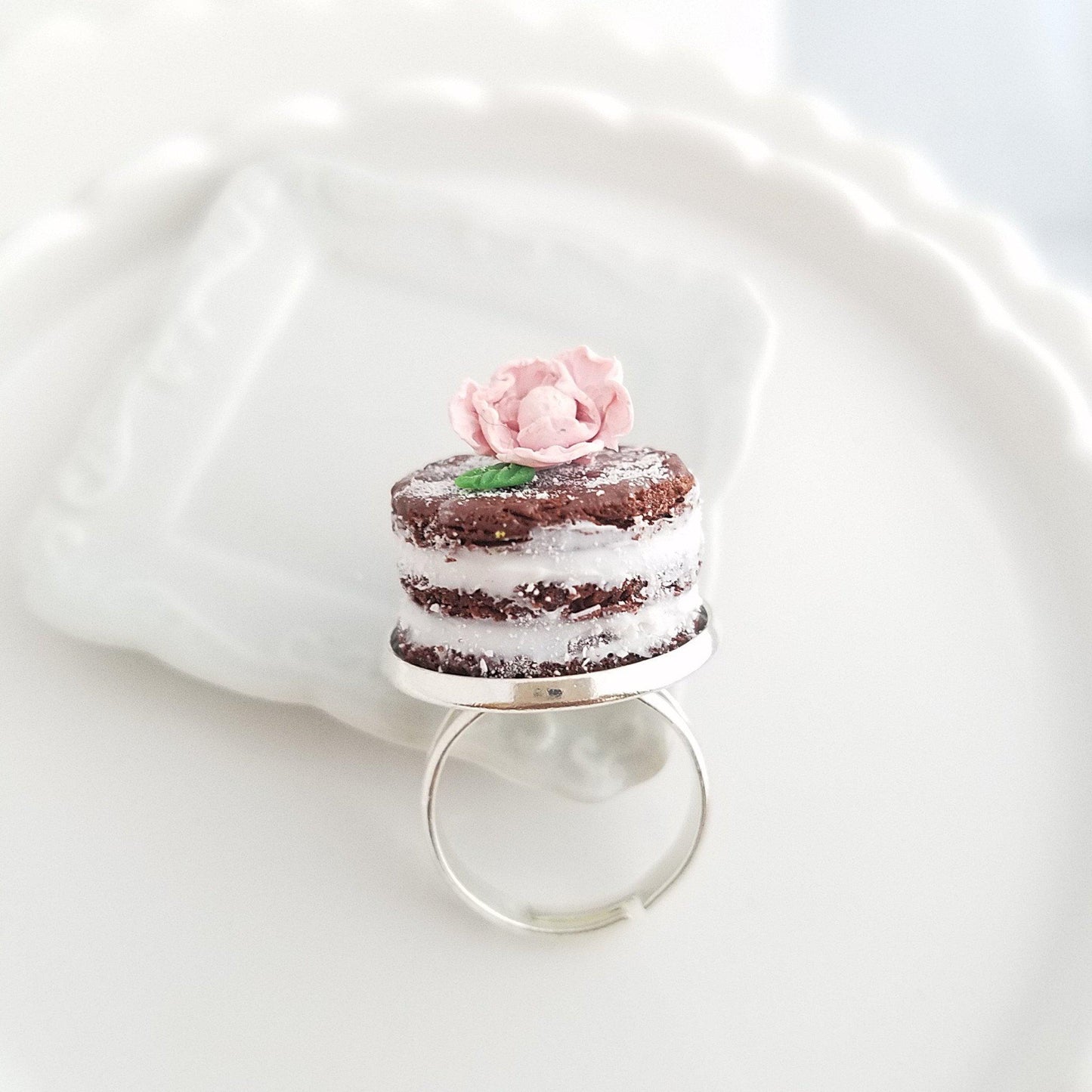 Shabby Chic Naked Cake Ring - Chocolate - Decadent Minis