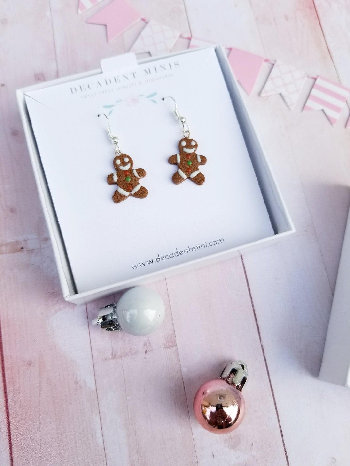 Scented Gingerbread Man Earrings - Decadent Minis