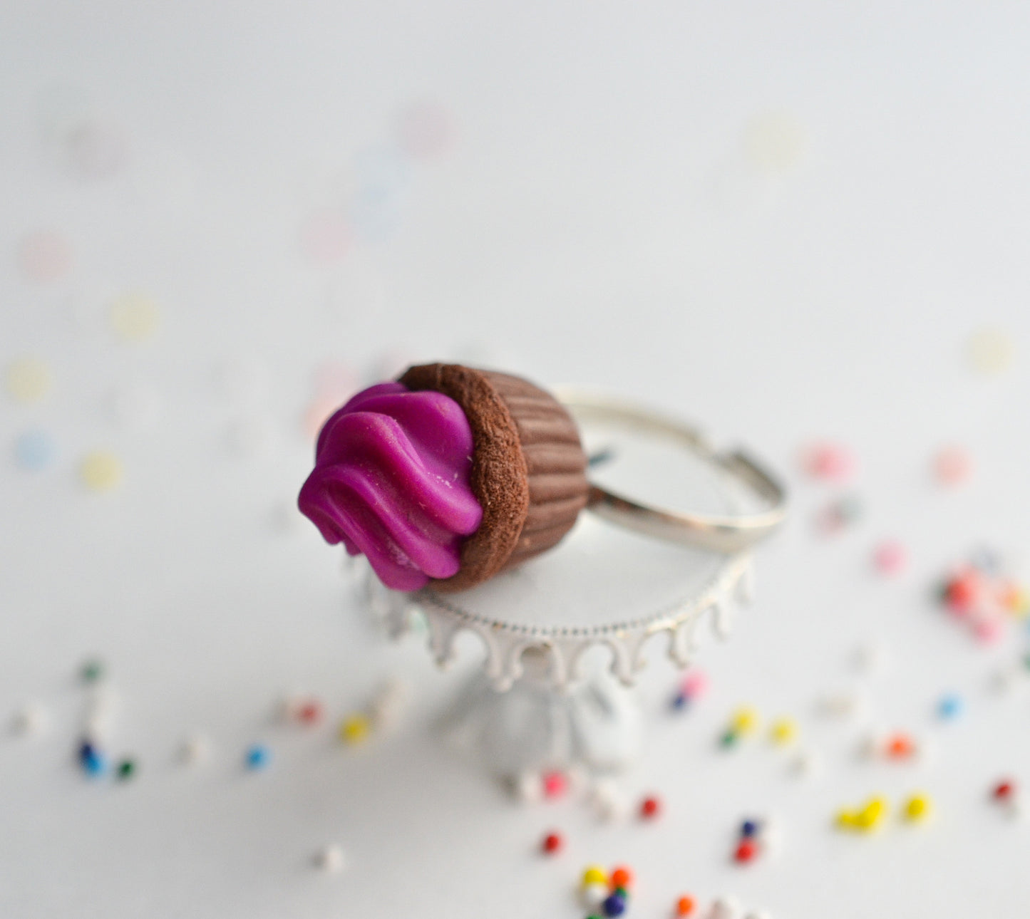 Cupcake Ring Grape Scented - Decadent Minis