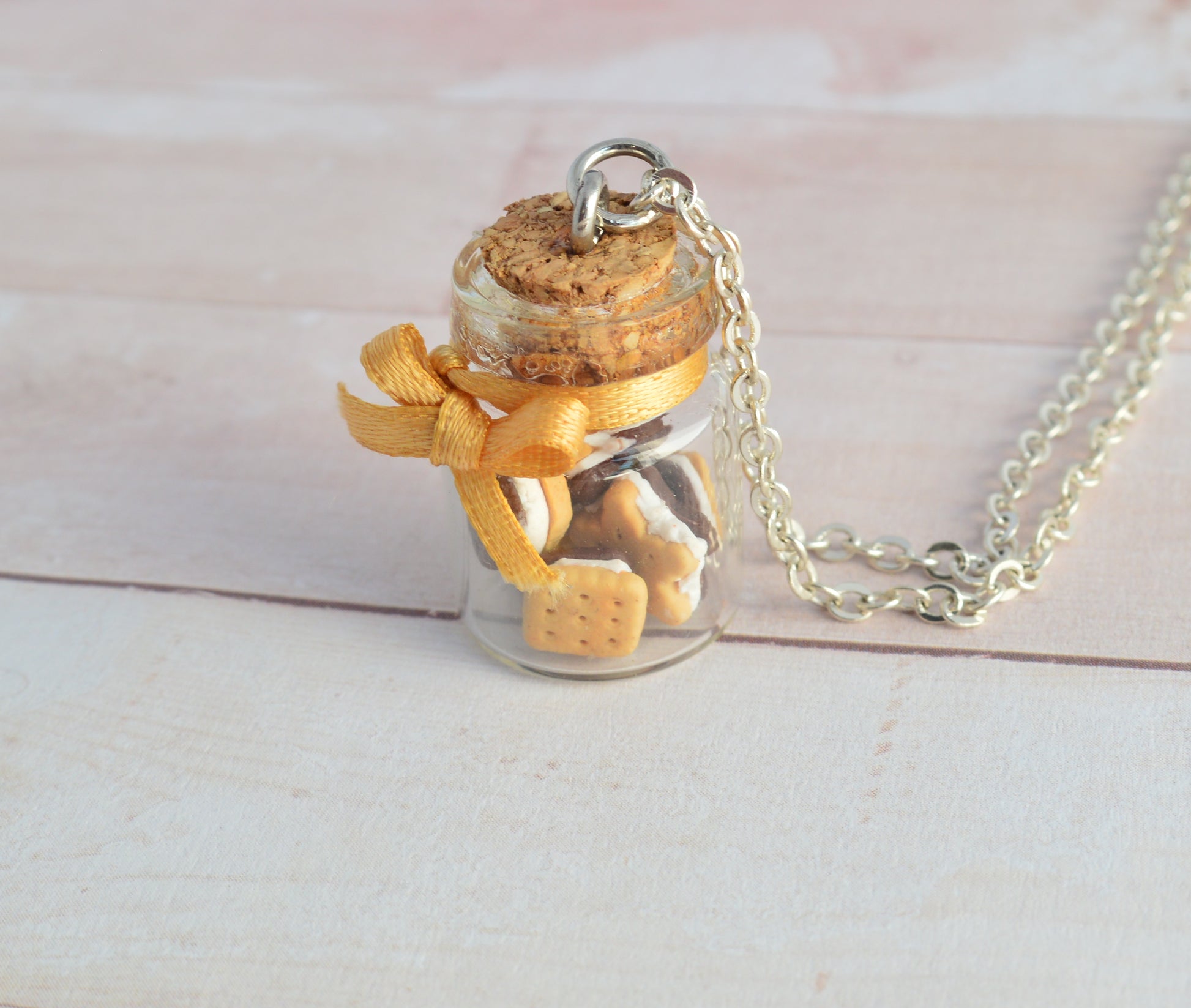Scented Sandwich Cookie Jar Necklace - Decadent Minis