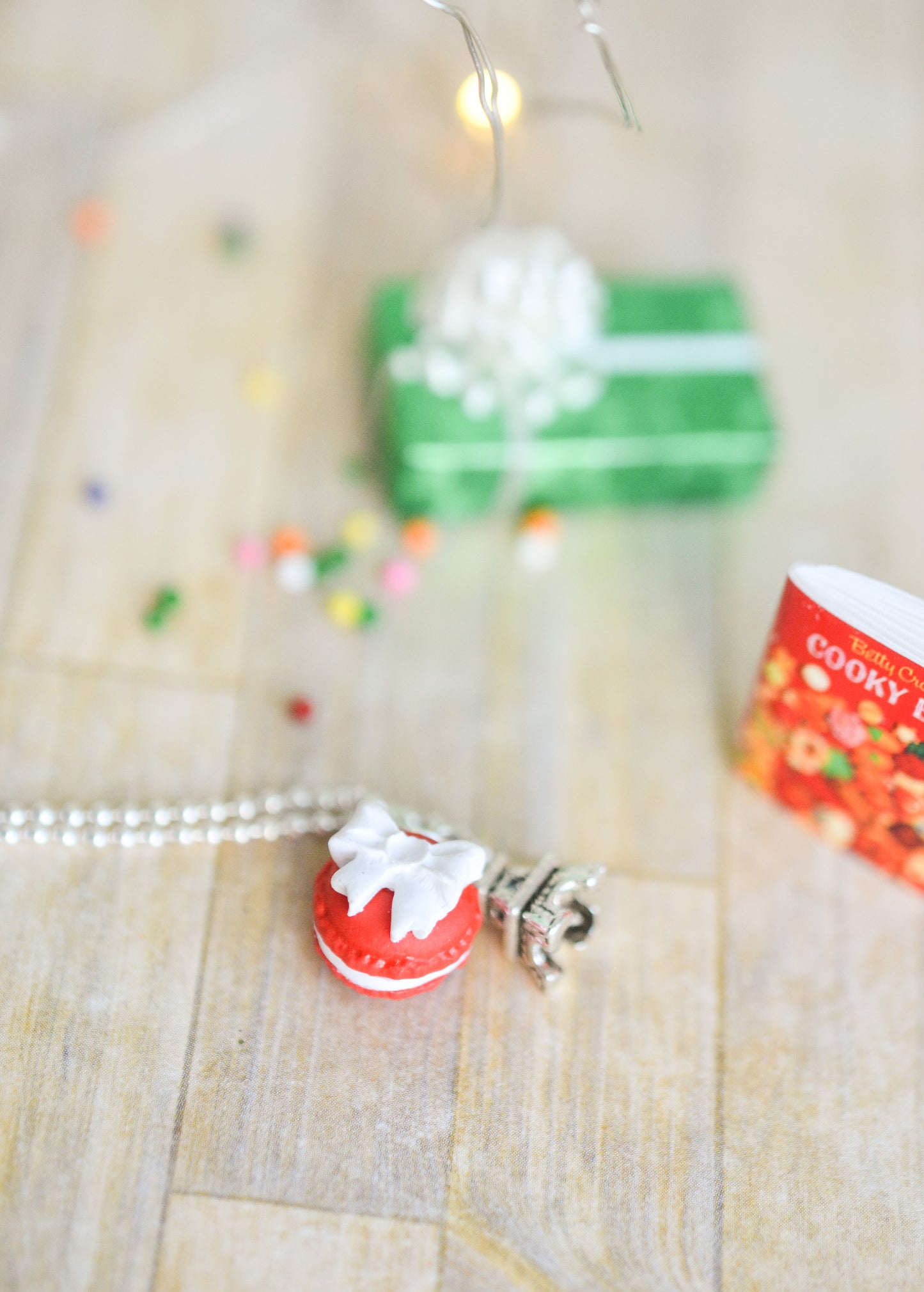 Scented Macaron Bow Necklace - Decadent Minis