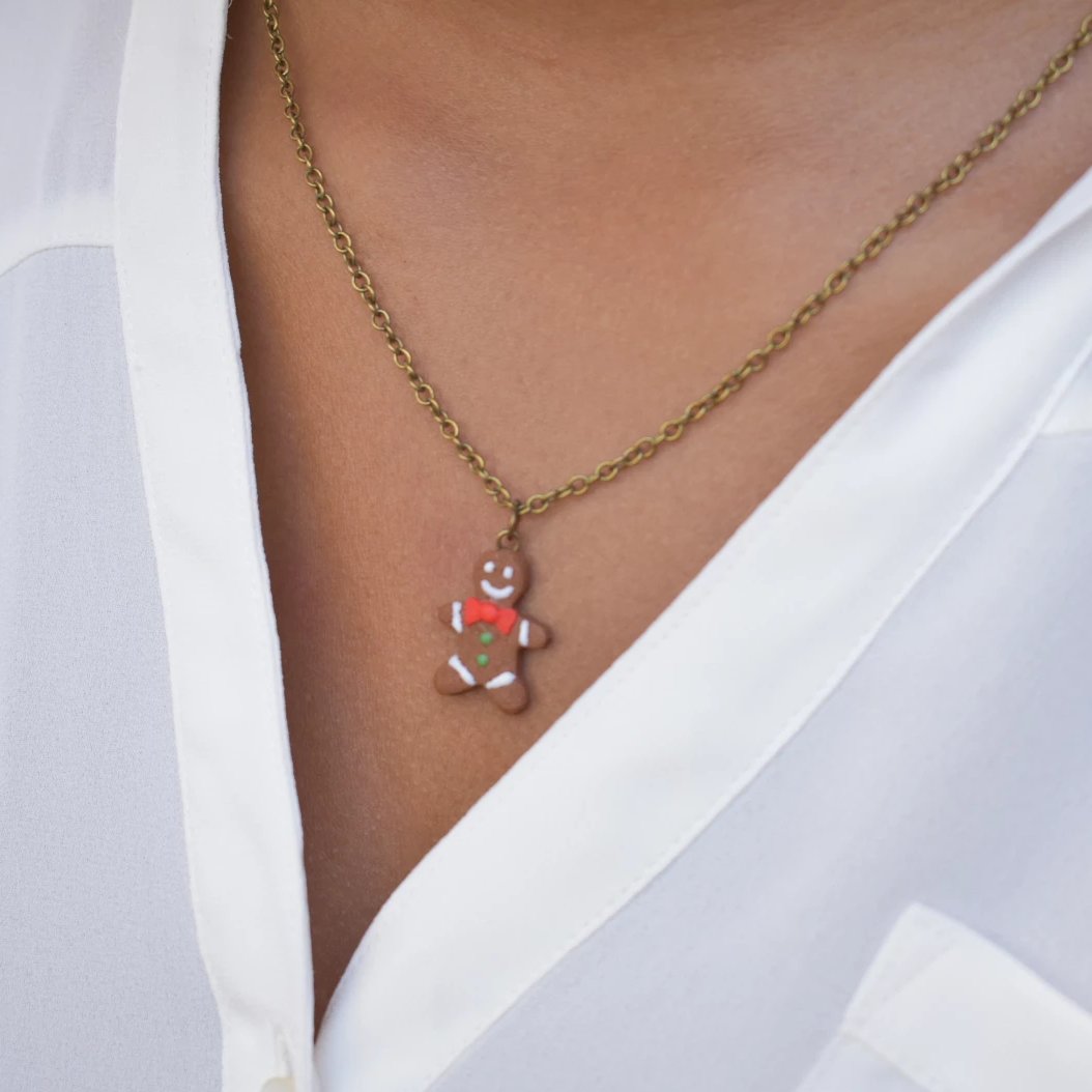 Scented Gingerbread Man Necklace - Christmas Colors - Decadent Minis