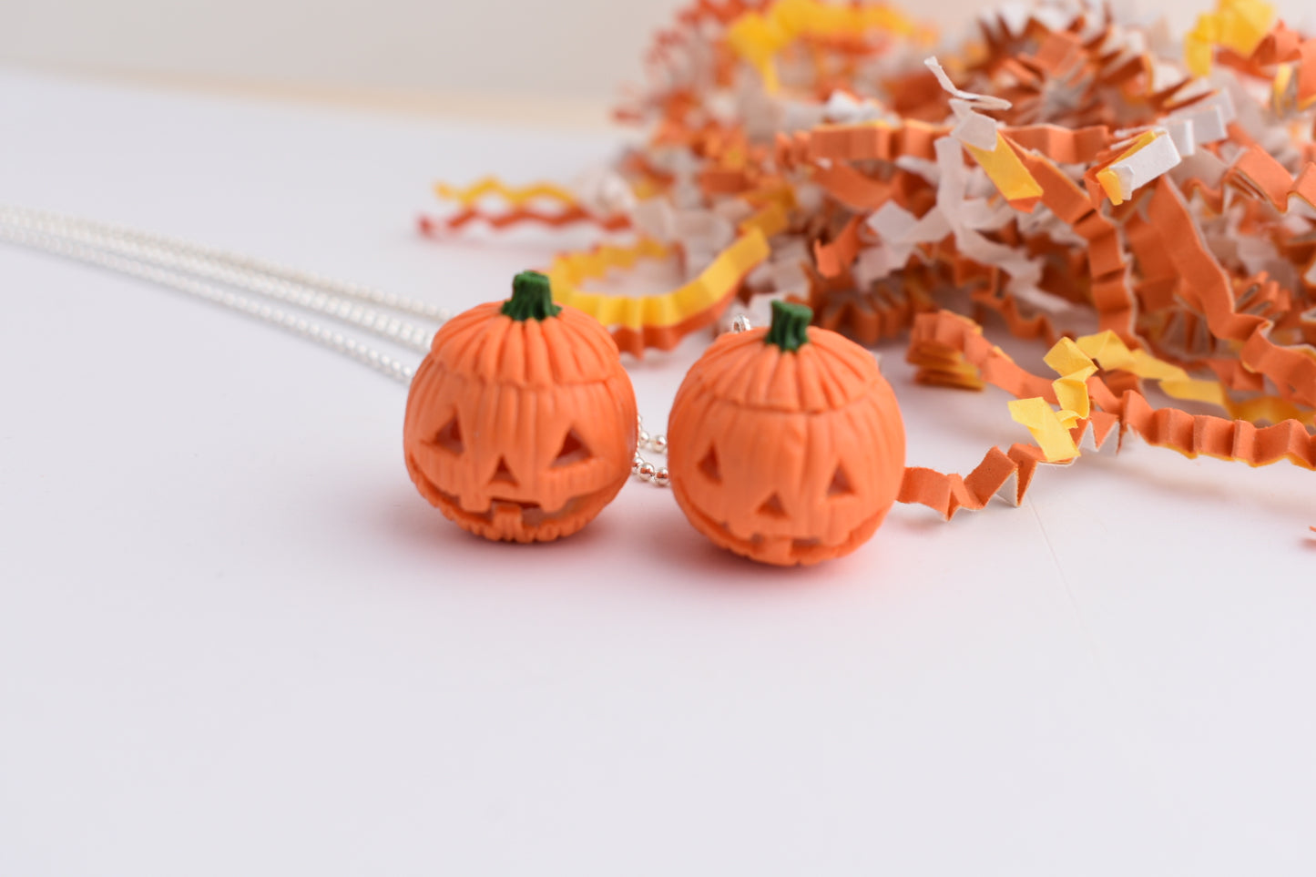 Scented Glow In The Dark Jack O' Lantern Necklace - Decadent Minis