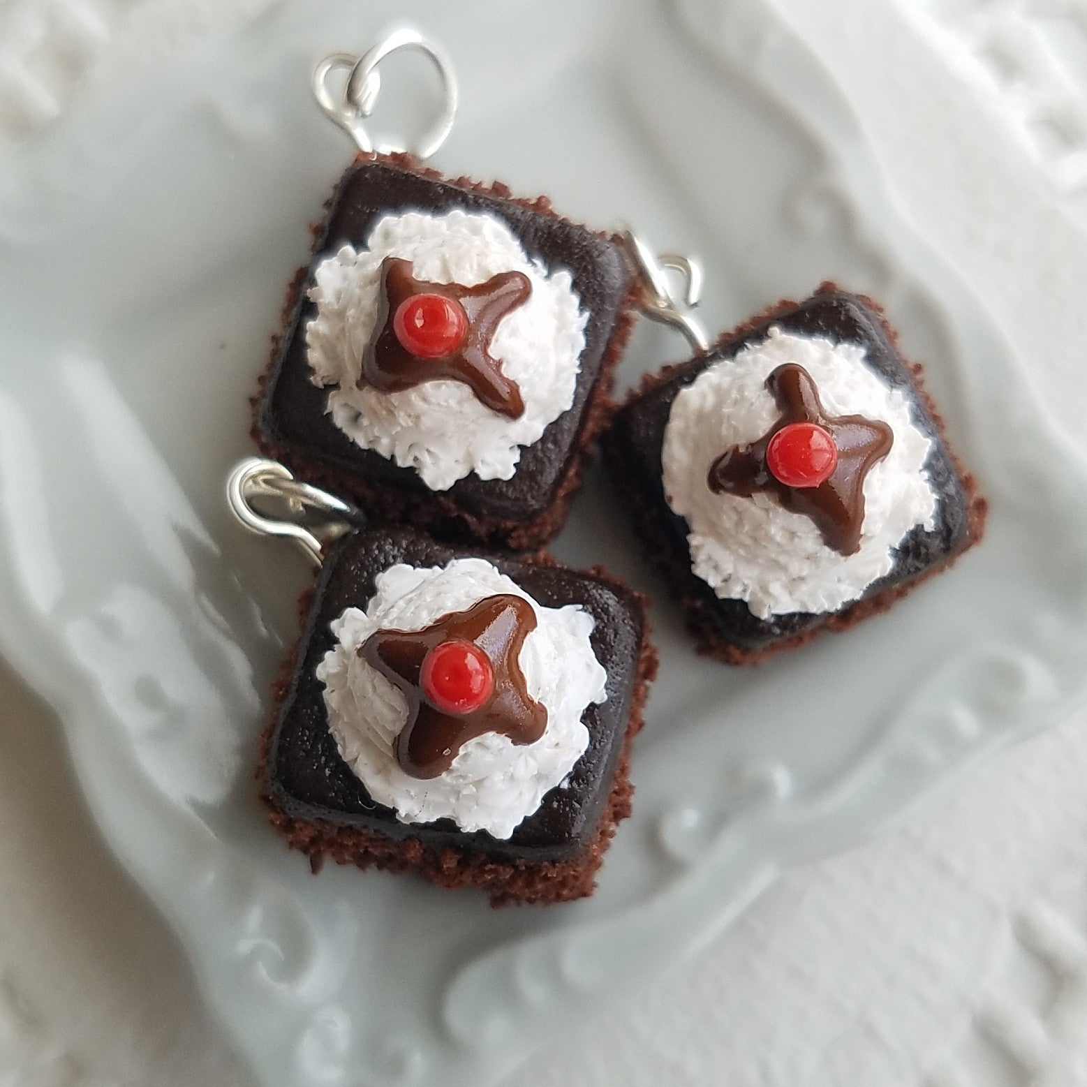 Scented Hot Fudge Brownie Sundae Necklace - Decadent Minis