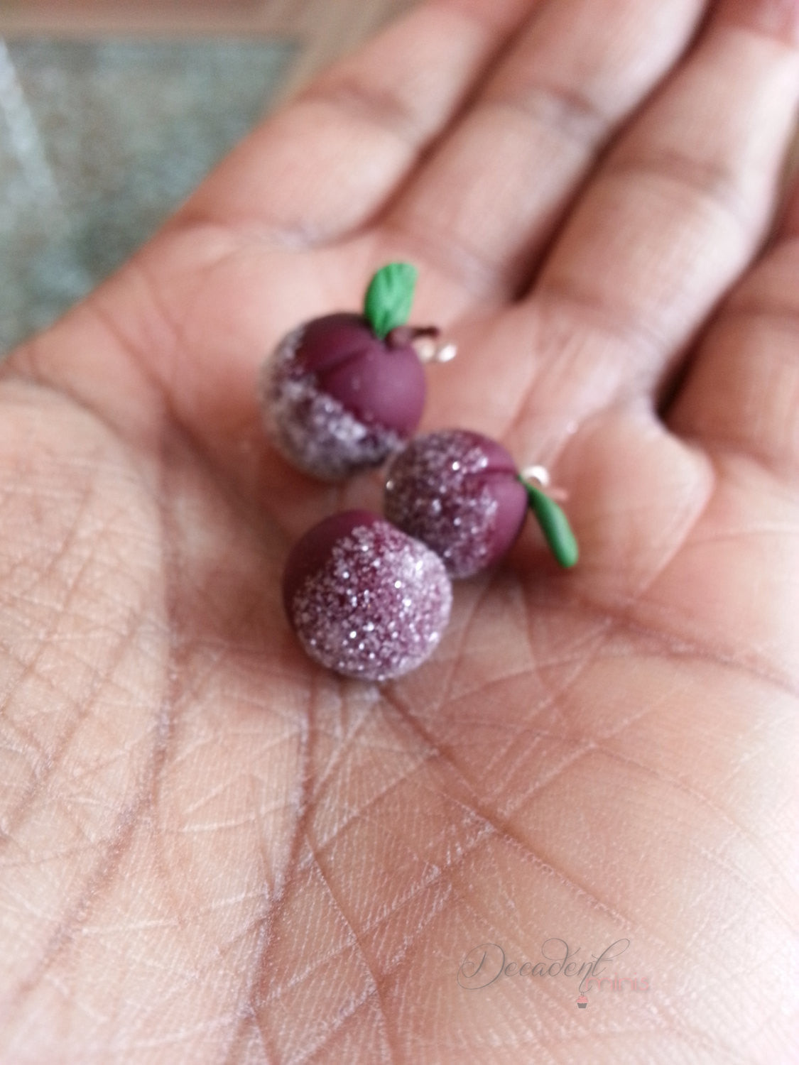 Scented Sugar Plum Charm - Decadent Minis