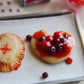 1:12 Scented Heart Shaped Pie Set - Decadent Minis