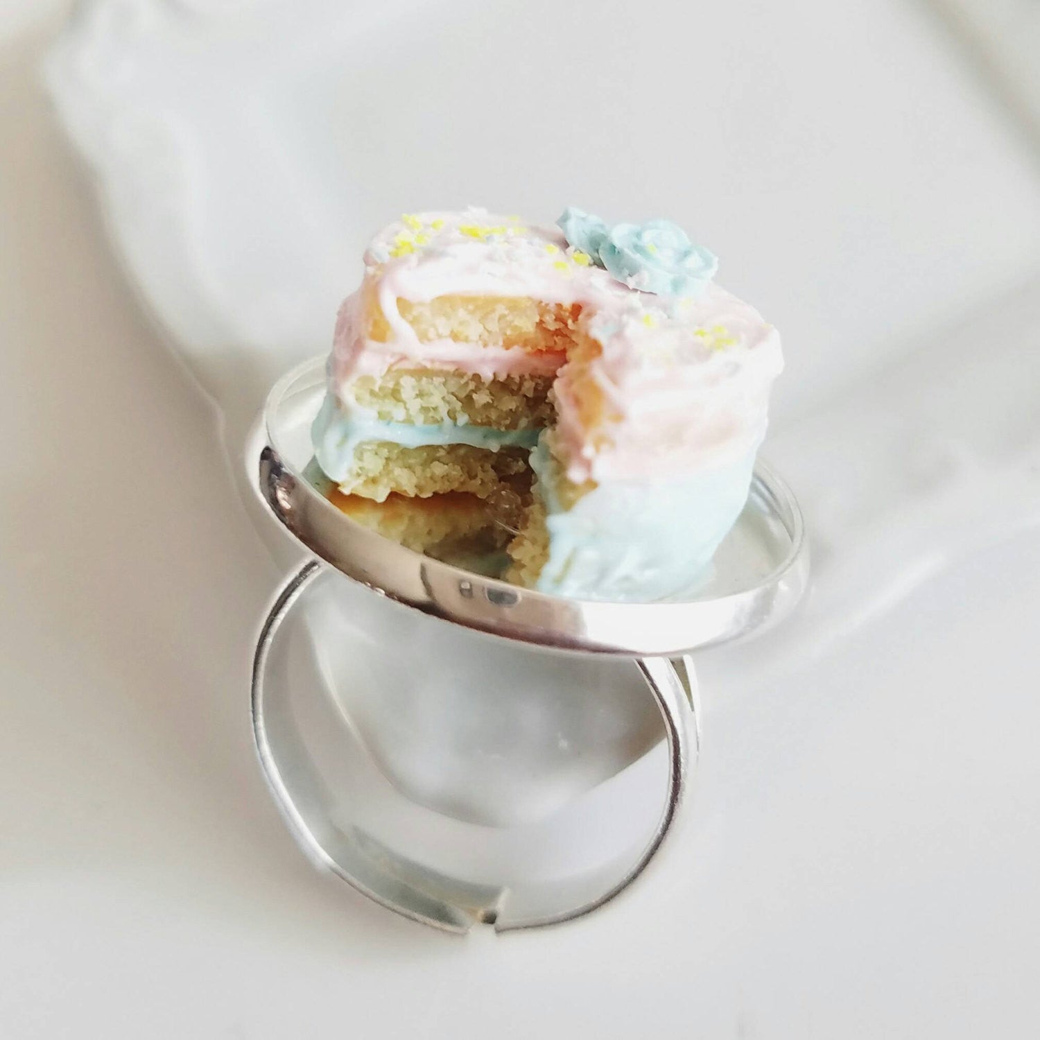Scented Spring Ombre Cake Ring - Decadent Minis